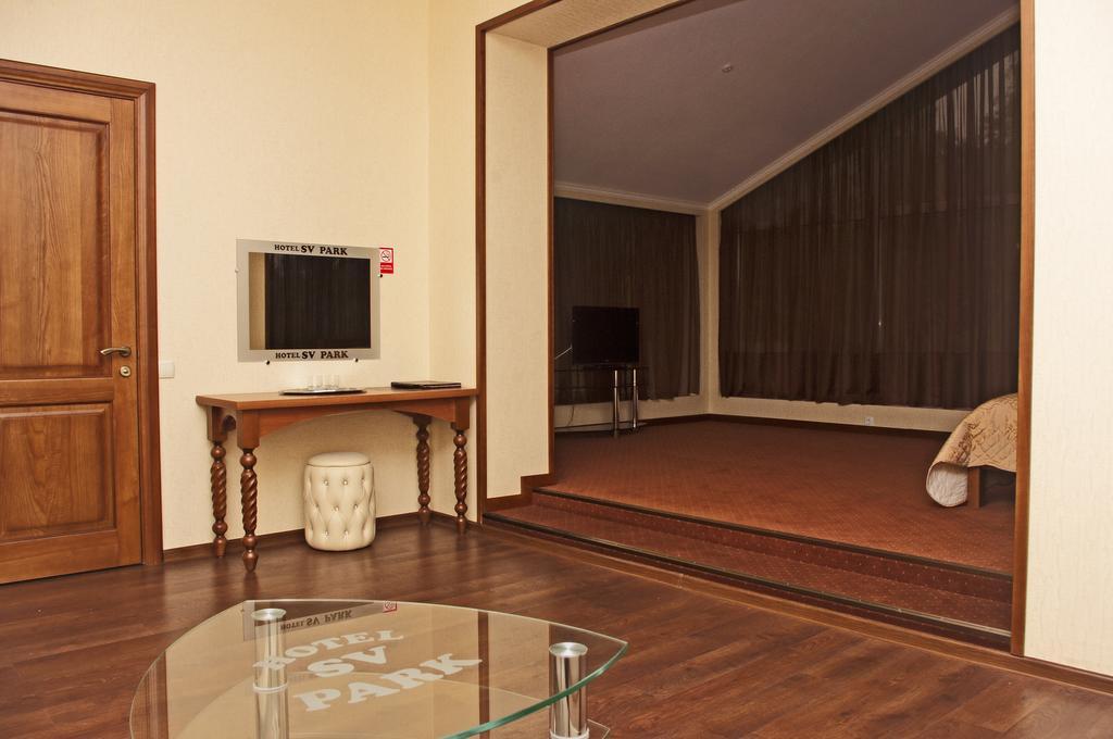 Sv Park Hotel Jarkov Exterior foto