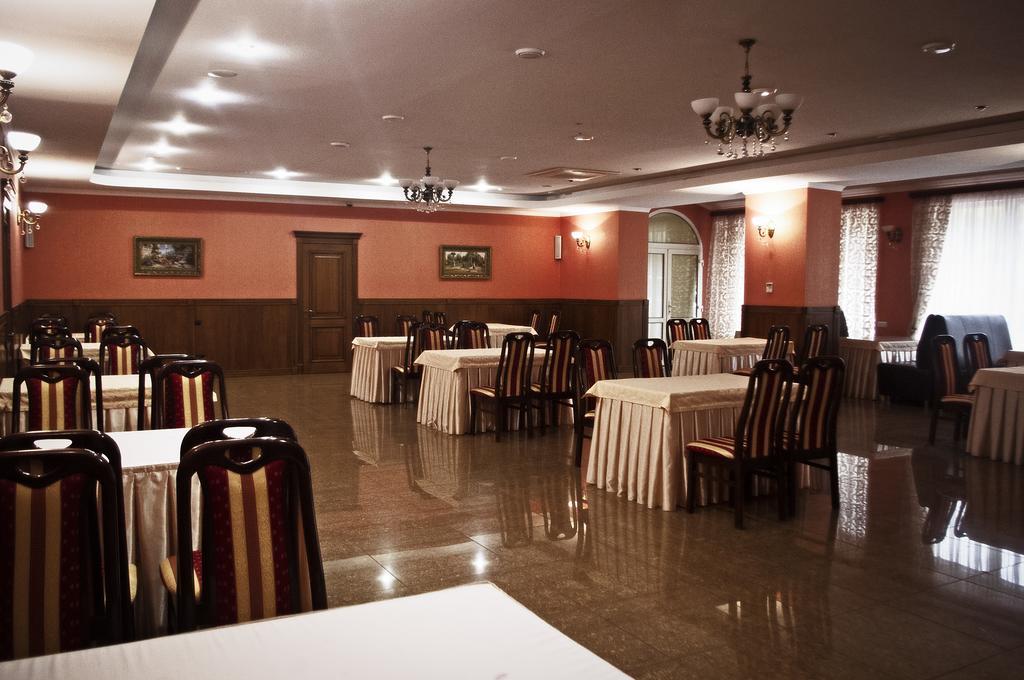 Sv Park Hotel Jarkov Exterior foto