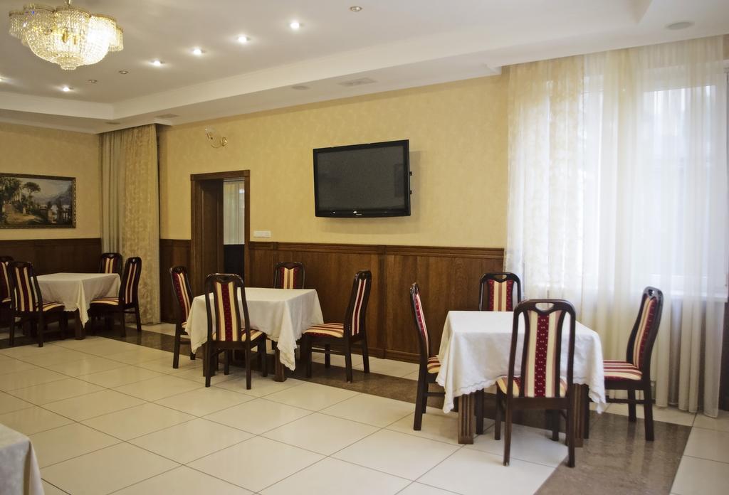 Sv Park Hotel Jarkov Exterior foto